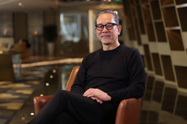 实盘杠杆平台 上海时装周｜泷泽直己：从三宅一生到“高技术定制”